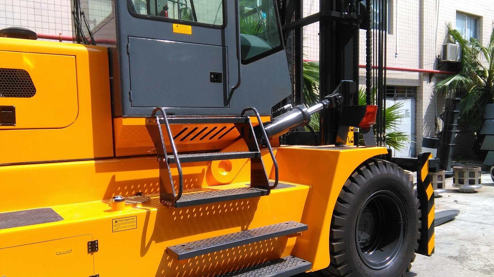 18t forklift