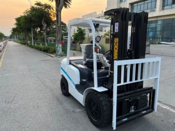 4 Ton Diesel Forklift Optional LPG