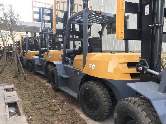 7 Ton Forklift Good For Wholesale And Retail Attach Oil Drum Clamp Work For Oil Industry